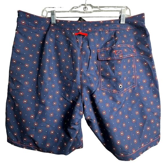 Express Men's Board Shorts L Trunks Swim Hybrid Red Blue Flowers Pockets NWT - Picture 2 of 12